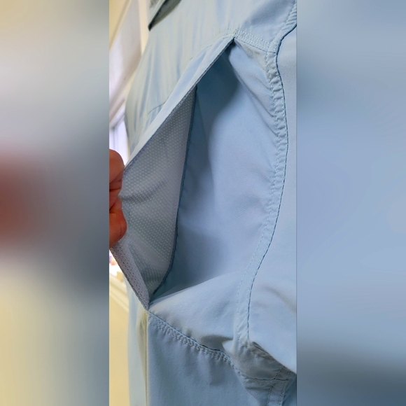 The north face pale blue,  men's short sleeves Casual Shirt ,  size Large - Picture 6 of 8